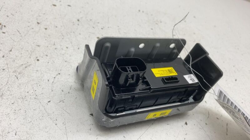 95190CVZB0 2022-2024 Kia EV6 Interior Power Outlet Socket Rear Back Center Console 120V OEM