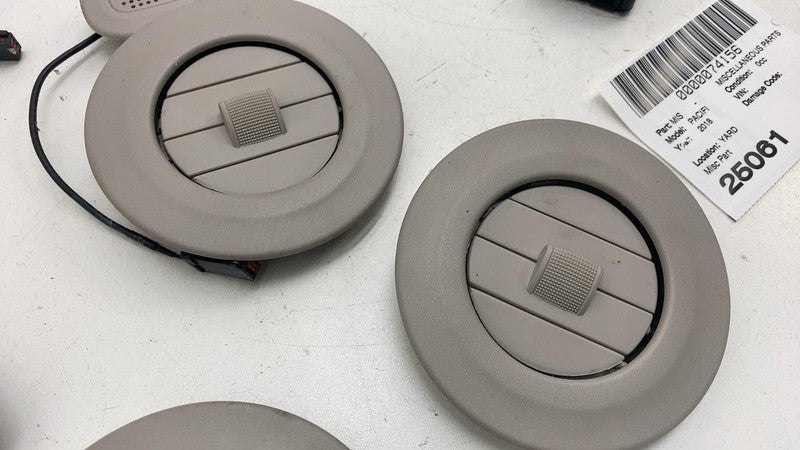 8T0881608D ⭕17-24 Chrysler Pacifica SET of Roof Dome Light + Noise Reduction Mic + Air Vent