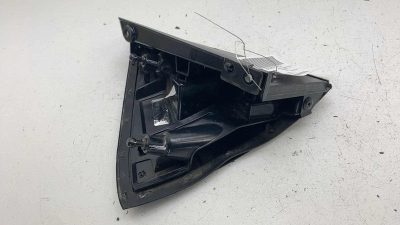 ⭕ 17-25 Chrysler Pacifica Rear Passenger Right D-Pillar Applique Molding Cover