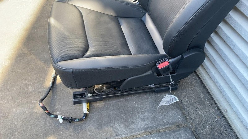 ⭕ 24-25 Tesla Model 3 Front Passenger Side 1st Row Seat Perforated Black Right