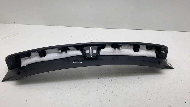 1086315-00-D ⭕17-23 Tesla Model 3 Rear Trunk Garnish Sill Trim Cover Scuff Panel 1086315-00-D