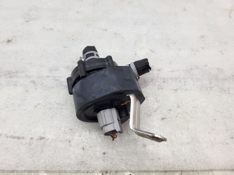 105452900G 2016-2020 Tesla Model X MX Auxiliary Coolant Water Cooling Pump FWD Assembly OEM
