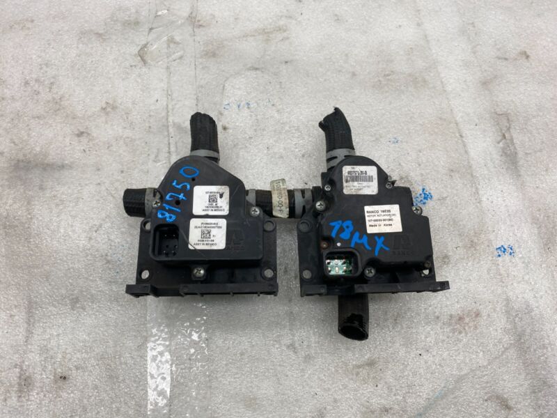2016-2020 Tesla Model X MX 3-Way & 4-Way Coolant Valve Motor Actuator System OEM