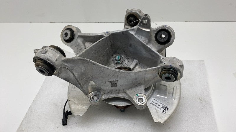 118841600F 2020-2024 Tesla Model Y Rear Right Spindle Knuckle Hub w/ ABS & Dust Shield OEM