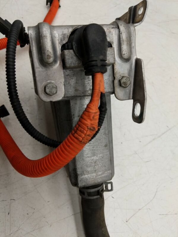 1009508 00 E ⭕ 2012-2016 Tesla Model S Electric Battery Heater and Bracket Assy 1009508-00-E