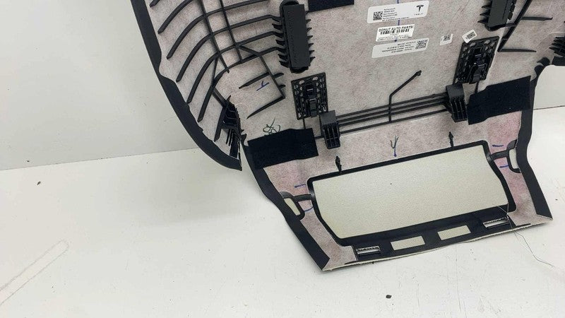 1809420 ⭕ 24-25 Tesla Model 3 Front Left or Right 1st Row Seatback Panel Shell 1809420