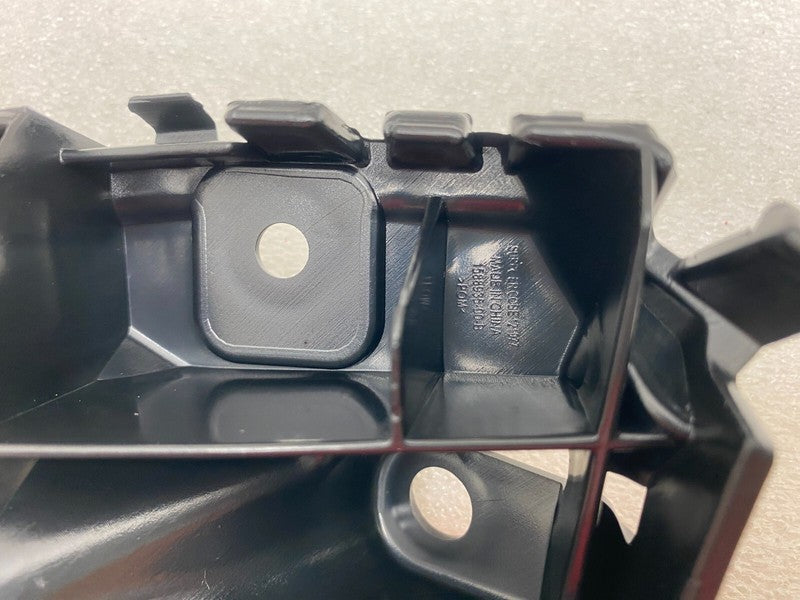 1588936 00 D ⭕ 21-24 Tesla Model S Front Right Bumper to Fender Support Bracket 1588936-00-D