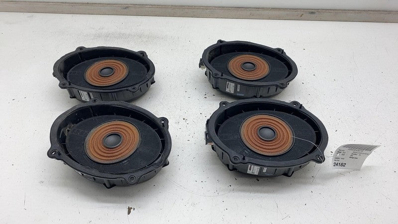 C100001447G 2022 2023 2024 Rivian R1T R1S Set of Left & Right Door Audio Sound Speakers (4x)