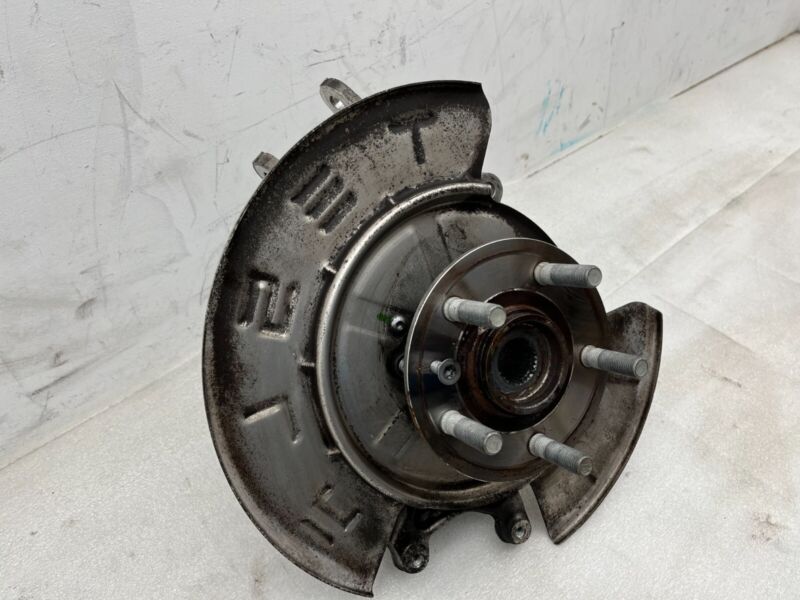 600702400B 2012-2015 Tesla Model S Rear Passenger Spindle Knuckle w/ Wheel Hub Right RH RWD
