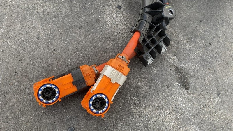 PT00046119 H 2022-2024 Rivian R1S Electric Engine Power Inverter Front Drive Unit Quad Motor