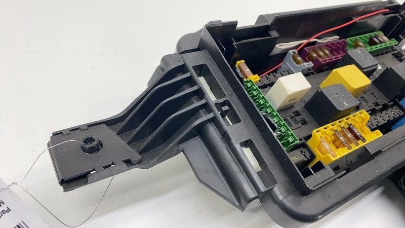 A2469006816 2016-2018 Mercedes-Benz GLE350 Cabin Fuse Relay Junction Box w/ Control Module