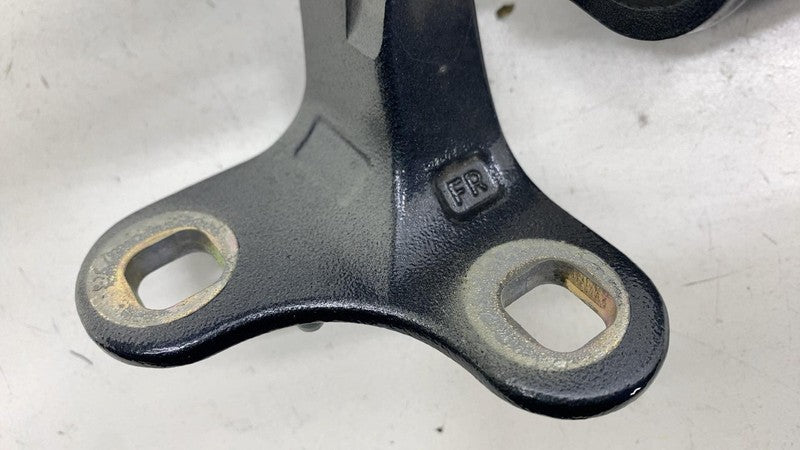 ⭕ 2025-2026 Tesla Model Y MY Front Right Upper & Lower Door Hinge Clos