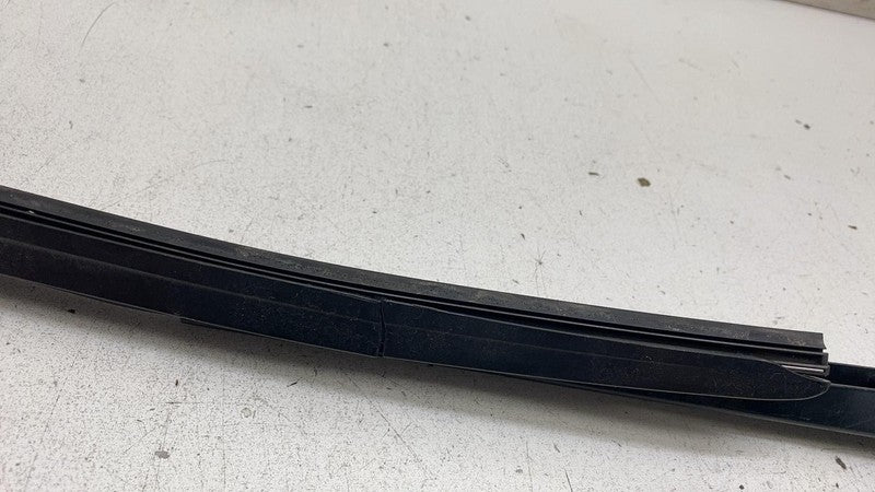 ⭕ 2022-2024 Rivian R1T Front Left Windshield Wiper Driver Side LH