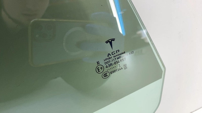 E9 43R-014957 2021-2024 Tesla Model S MS Rear Driver Side Door Window Glass Left LH 43R-014957