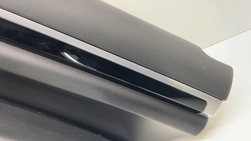 7P0 863 981 2011-2018 Porsche Cayenne Rear Driver Side Door Panel Trim Card Cover Left Black