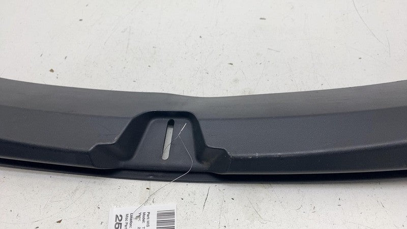 1086315 ⭕17-23 Tesla Model 3 Rear Trunk Garnish Sill Trim Cover Scuff Panel 1086315-00-G