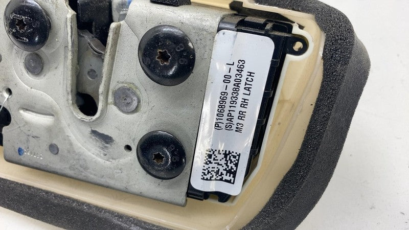 106896900L ⭕ 2017-2023 Tesla Model 3 M3 Rear Right Door Lock Latch Actuator RH 1068969-00-L