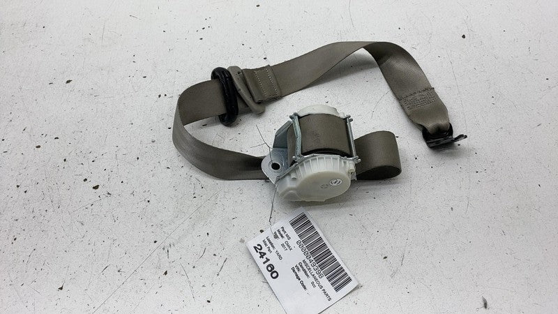 2013 2014 2015 2016 2017 2018 Ford C-Max Rear 2nd Row Seat Belt & Retractor Assy