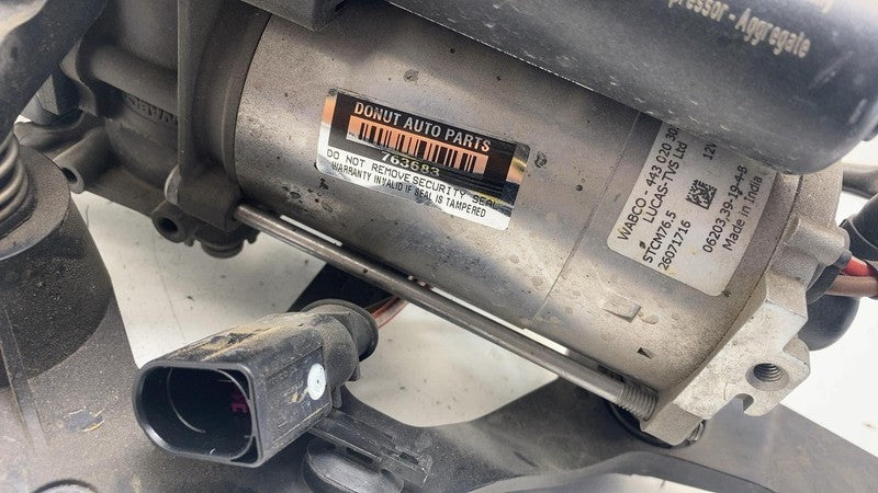 ⭕16-20 Model S Air Suspension Compressor Pipe Line Intake Valve Block