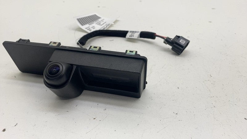81820CV010 ⭕ 2022-2024 Kia EV6 Rear Liftgate Latch Button w/ Backup Camera OEM 81820-CV010