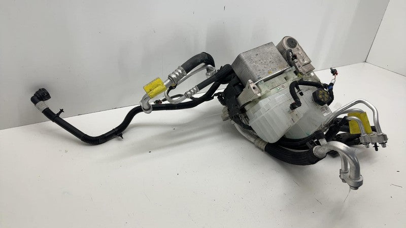 1549902-00-C 20-23 Model Y Supermanifold Refrigerant Chiller + Coolant Reservoir 1549902-00-C