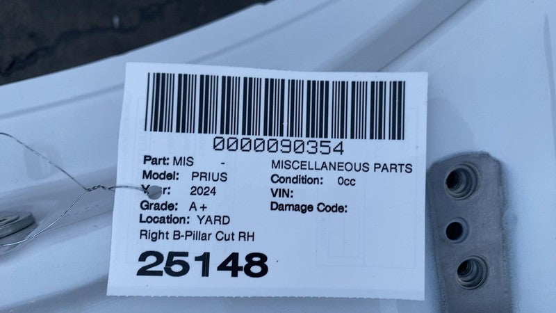 ⭕ 2023-2025 Toyota Prius Passenger Side Center B-Pillar Body Frame Cut