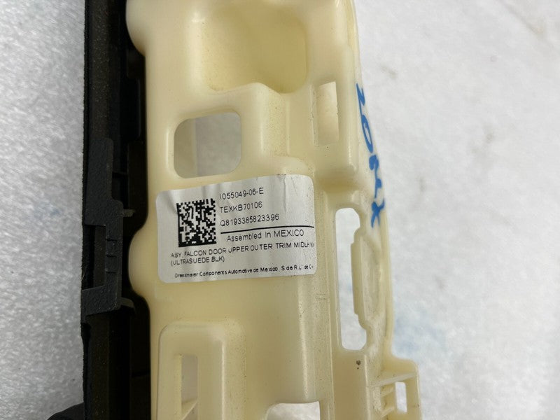 1055049 06 E ⭕ 2016-2020 Tesla Model X MX Upper Falcon Door Outer Trim Mold OEM 1055049-06-E