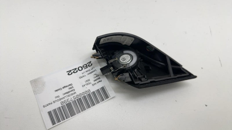 109565700F ⭕ 2017-2023 Tesla Model 3 Front Audio Tweeter & Speaker Cover Left 1095657-00-F