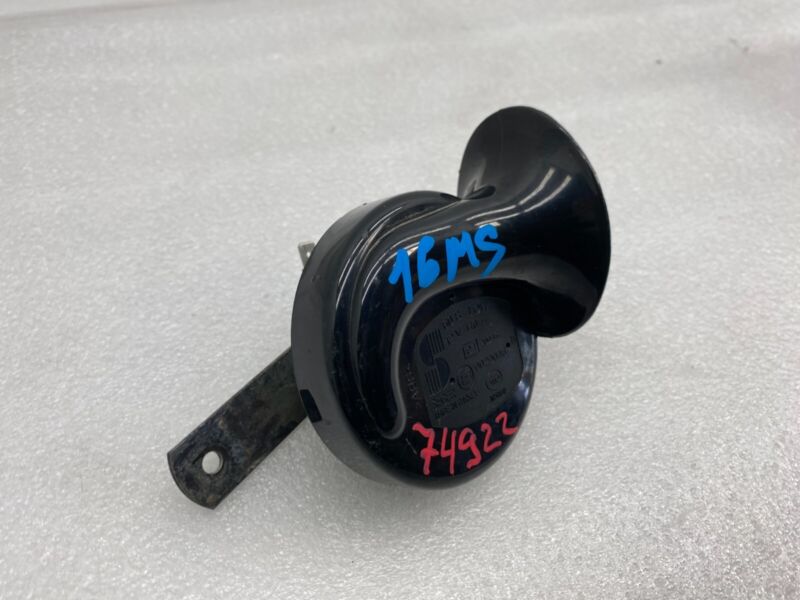E1 0020046 2012-2020 Tesla Model S MS Seger Low Pitch Tone Horn 12V 410 Hertz with Bracket