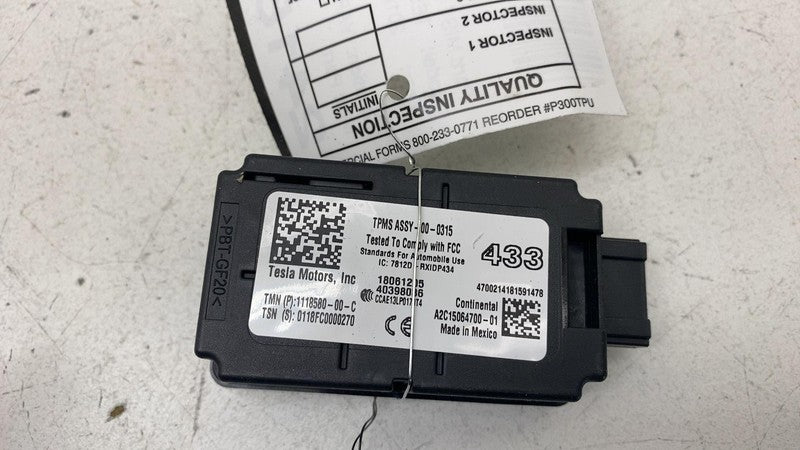1118580 00 C 2017-2023 Tesla Model 3 M3 Tire Pressure Monitoring Module Sensor TPMS Receiver