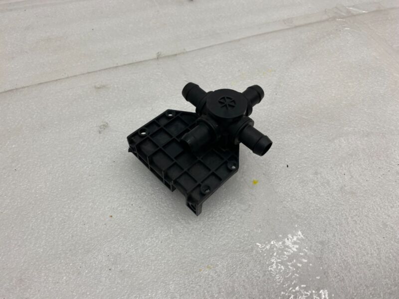 2012-2020 Tesla Model S X Coolant Pump Cooling Valve Actuator 4-Way 6007370-00-E