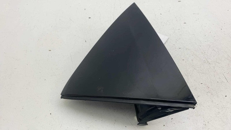 ⭕ 17-25 Chrysler Pacifica Rear Left D-Pillar Quarter Applique Panel 68