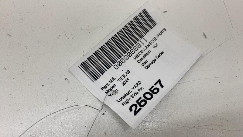 183462910D ⭕24-25 Model 3 Front Right Frunk Low Voltage Body Controller Module 1834629-10-D