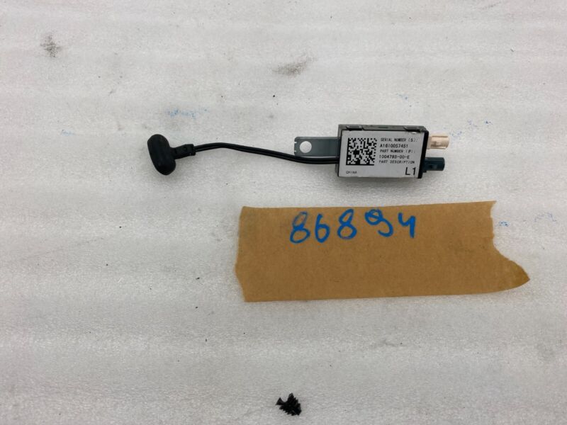 2012-2020 Tesla Model S Rear Driver Side Radio Antenna Amplifier Module Left LH