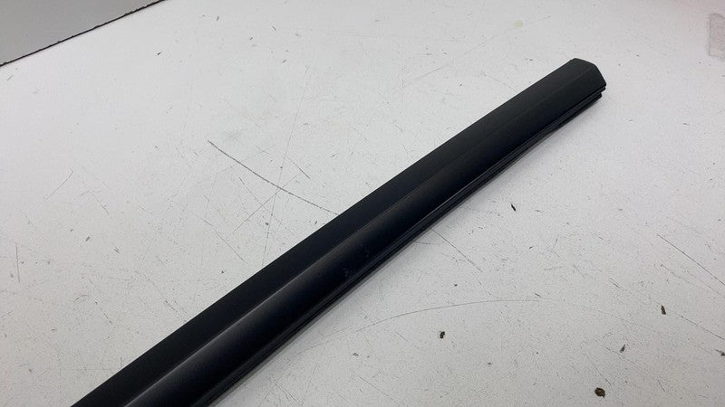 108074500I ⭕ 2021-2025 Tesla Model 3 Rear Right Door Window Outer Belt Molding 1080746-00-F