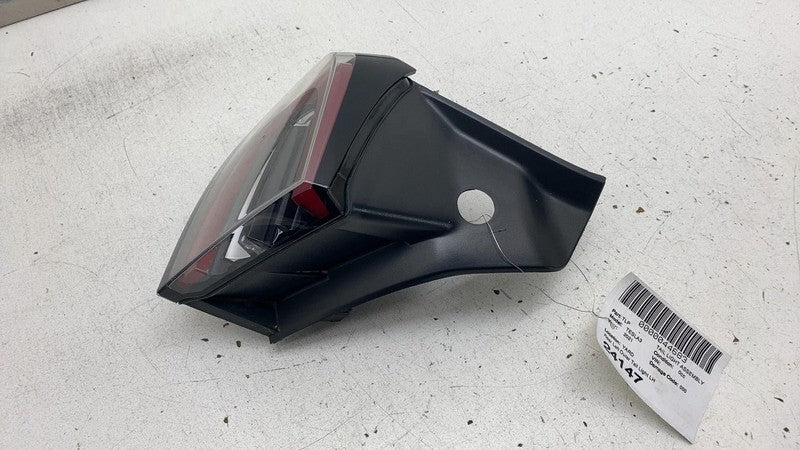⭕ 17-22 Model 3 Rear Driver Side Exterior Taillight Outer Tail Lamp Le