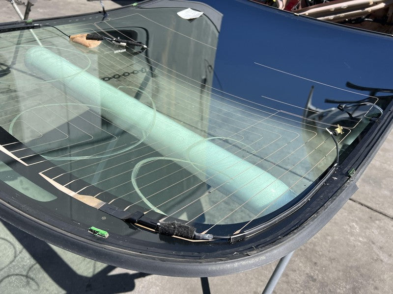 ⭕ 2017-2020 Tesla Model 3 Rear Trunk Panoramic Backlite Roof Glass Back Section