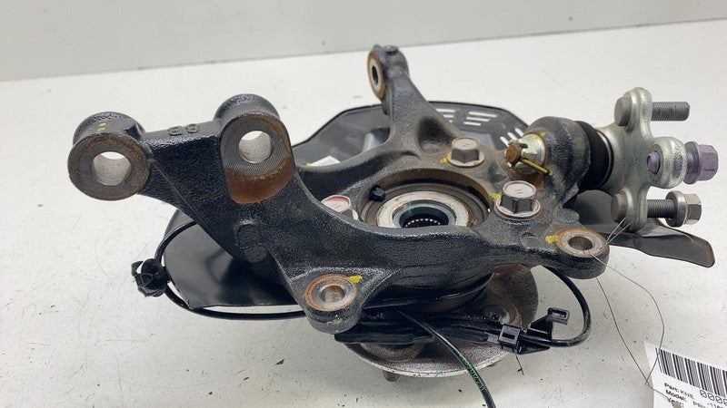 ⭕ 23-24 Toyota Prius Front Right Spindle Knuckle w/ Wheel Hub & Dust S