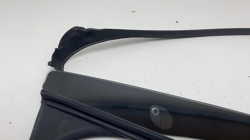 1083901-00-B ⭕16-20 Model X Left B-Pillar Applique Trim Molding w/ Camera & Seal 1083901-00-B