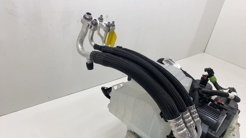 1523000A1E ⭕ 2020-2023 Tesla Model Y Supermanifold Refrigerant Chiller w/ Coolant Reservoir