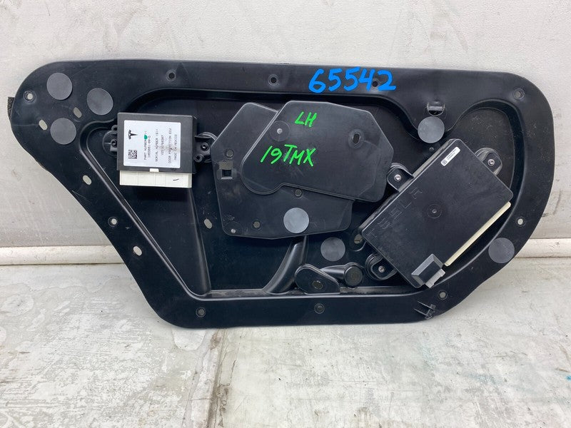 1046759 00 D ⭕16-20 Model X Rear Left Door Inner Closeout Panel & Control Module 1046472-99-A
