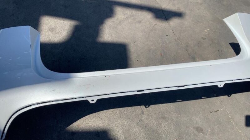 154012001E ⭕ 23 24 Model Y Rear Bumper Fascia Cover Assembly Pearl White PPSW 1540120-01-E