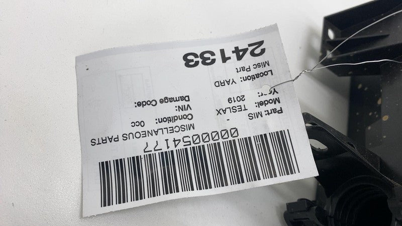 2016-2020 Tesla Model X Front BCM Body Comfort Control Module ECU Encl