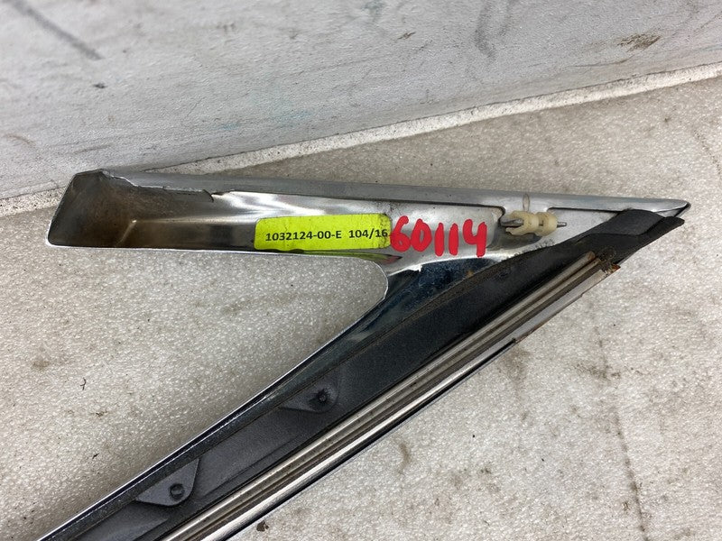 1032124 00 E ⭕ 2016-2018 Tesla Model X Door Chrome Upper Molding Bright Right RH 1032124-00-E