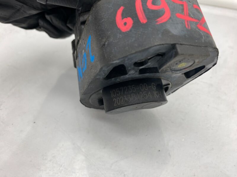 2016-2020 Tesla Model S MS Auxiliary Coolant Water Pump Assembly 1057235-00-G