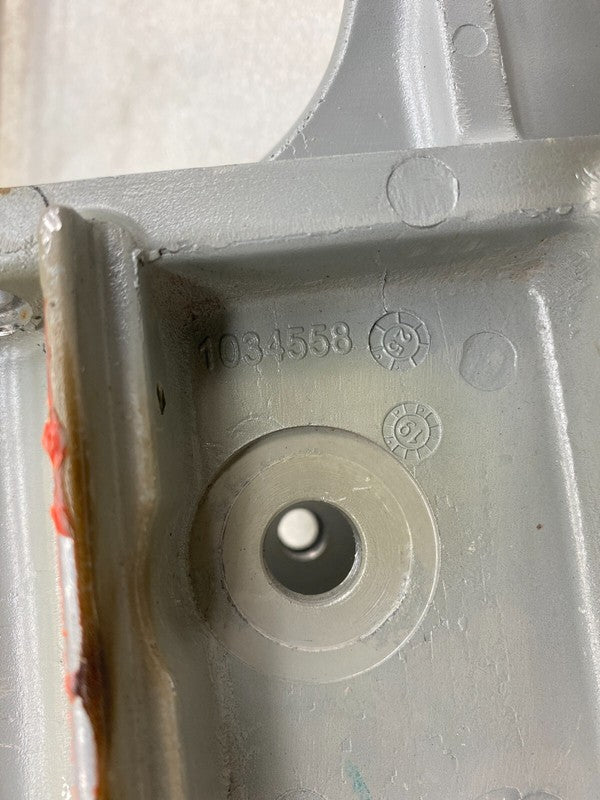 1034558 ⭕ 12-20 Model S Front Passenger Side Motor Mount Right RH - Dual Motor 1034558