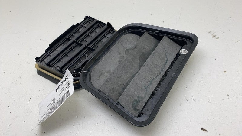 31369380 ⭕ 21-24 Polestar 2 Rear Left & Right Quarter Air Pressure Vent Grille 31369380