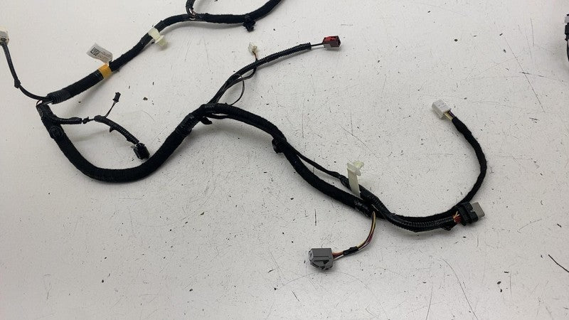 ⭕ 20-24 Model Y MY Rear Trunk Liftgate Harness w/ Antenna Amplifier 14