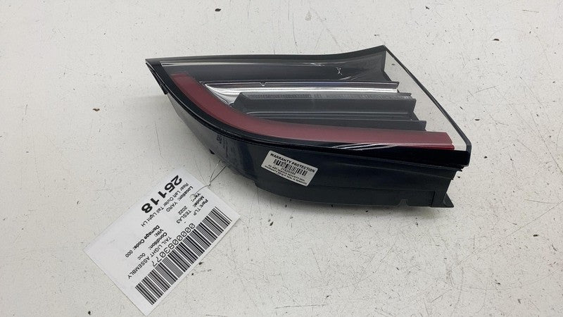 ⭕ 17-23 Model 3 Rear Left Inner Taillight LED Tail Lamp (3-Pin) LH 107
