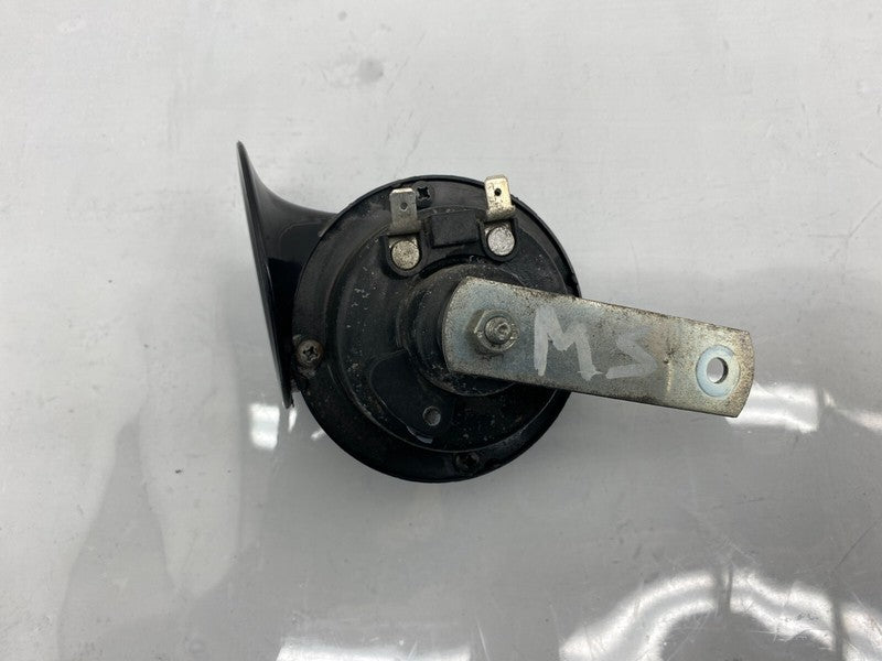 E1 0020046 ⭕ 2012-2020 Tesla Model S MS Seger Low Pitch Tone Horn 12V 410 Hertz w/ Bracket